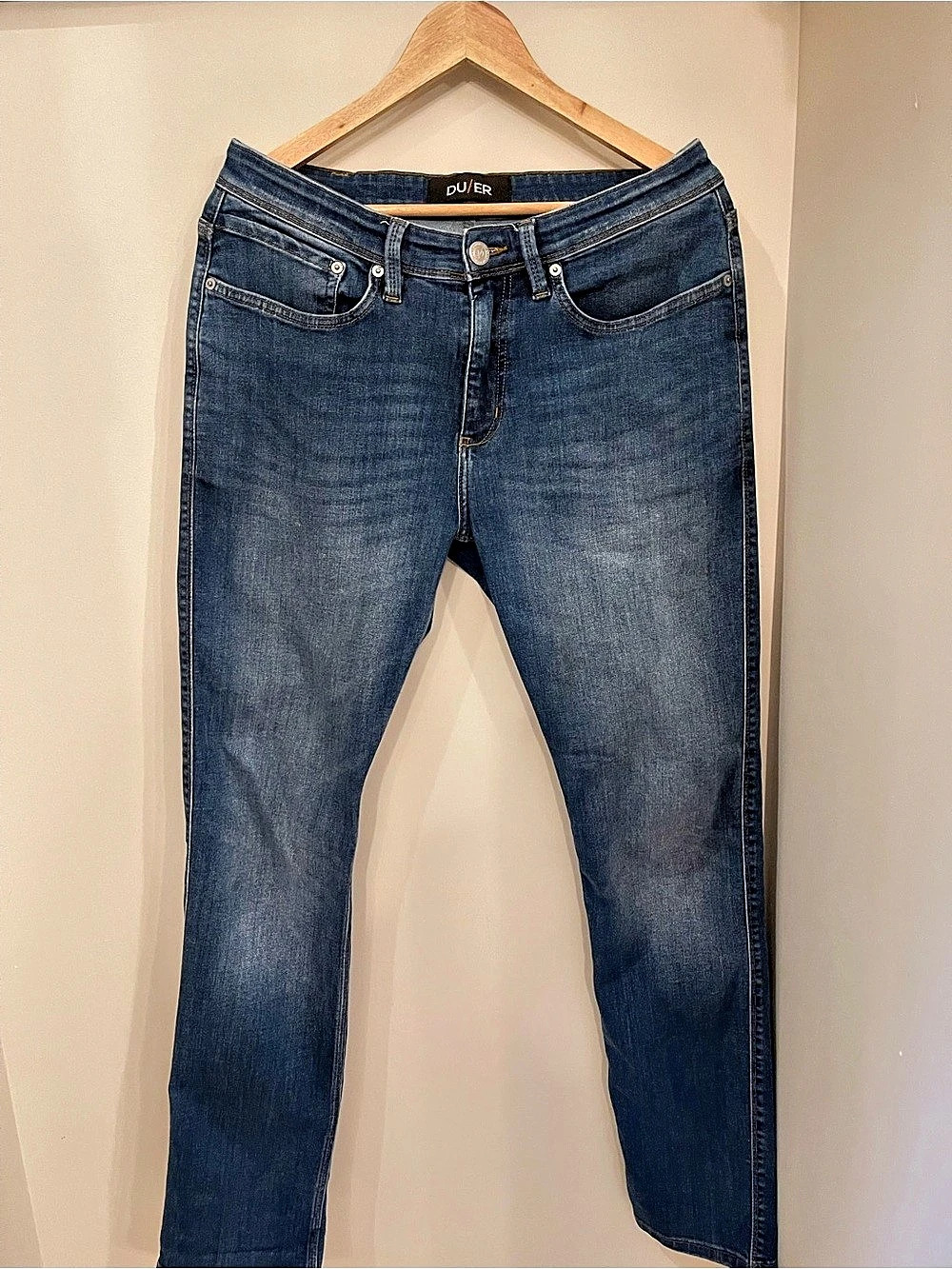 DUER Performance Denim Slim Jeans Waist 32x32